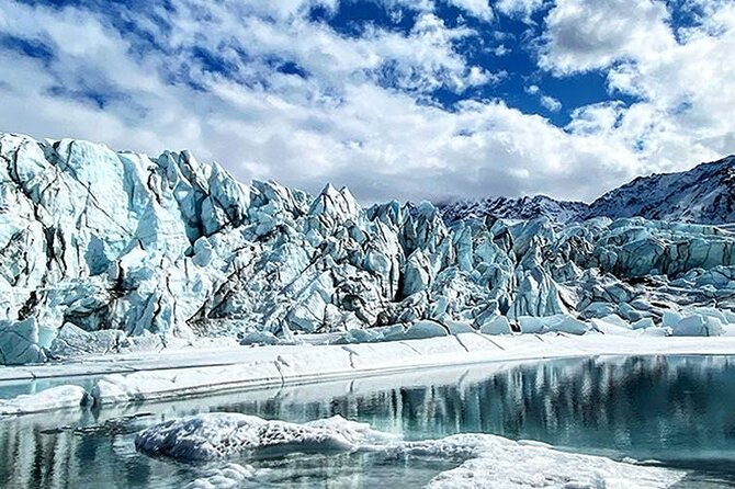 Matanuska Glacier Hike With Lunch Summer & Winter - What to Expect on the Hike