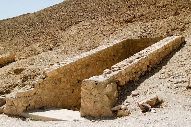 Medinet Habu Temple Private Tour - Accessibility Features