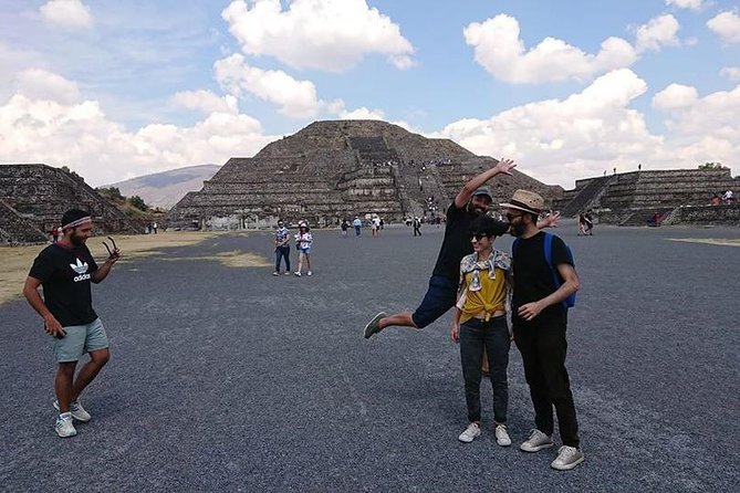 Mexico City in a Private Tour. - Pickup Locations and Accessibility