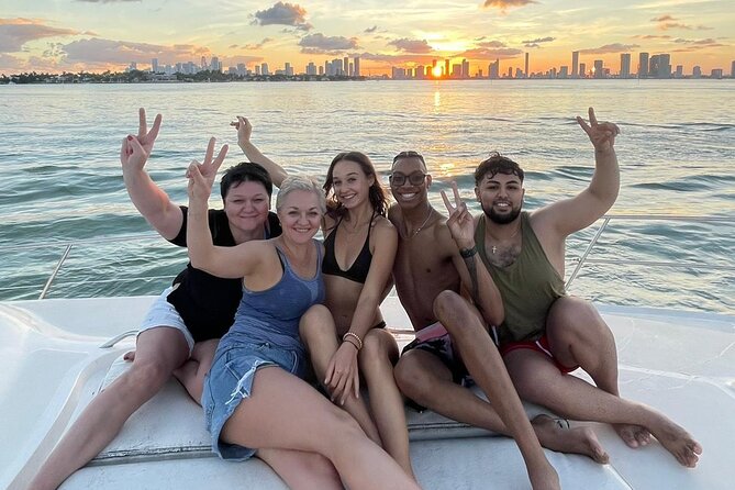 Miami Bay Skyline Yacht Cruise Review - Booking and Pricing Information