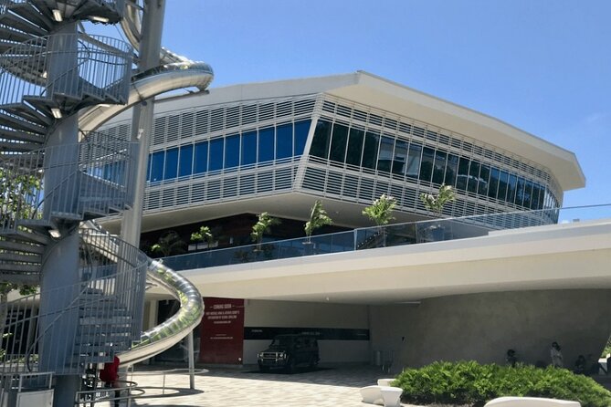Miami Beach Colors & Culture Review - Connecting With the Local Culture