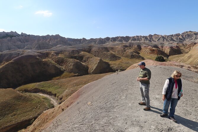 Mount Rushmore & Badlands: Iconic Highlights in a Day - Cultural Immersion