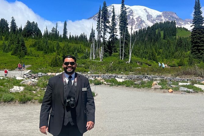 Mt. Rainier Full-Day Adventure (Luxury SUV - Up to 7 Guests) - Meeting and Pickup Arrangements