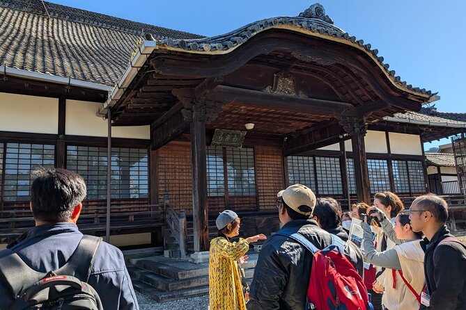 Nagoya Kakuozan Historical Walk With Incense Ceremony Experience - Nagoyas Historic Kakuozan Neighborhood