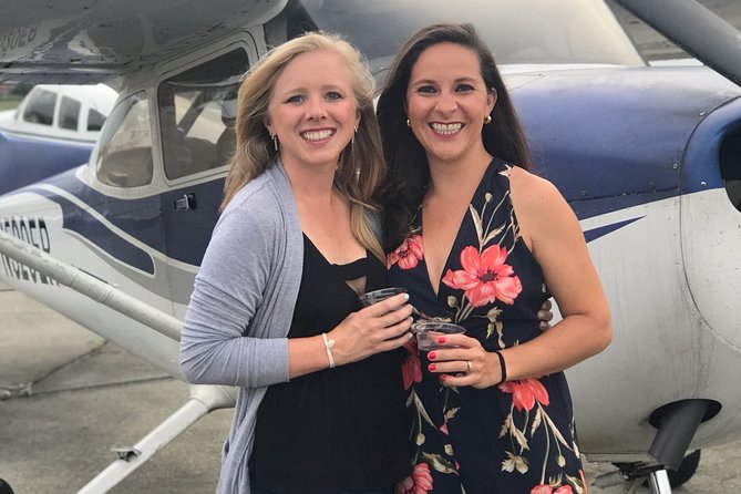 New Orleans VIP Sightseeing Flight With Champagne & Chocolates or Wine & Cheese - Meeting Point and Logistics