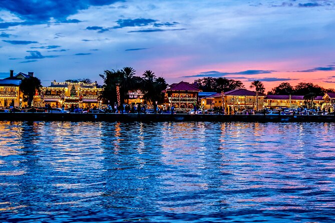Nights of Lights Sailboat Tour Review - Accessibility