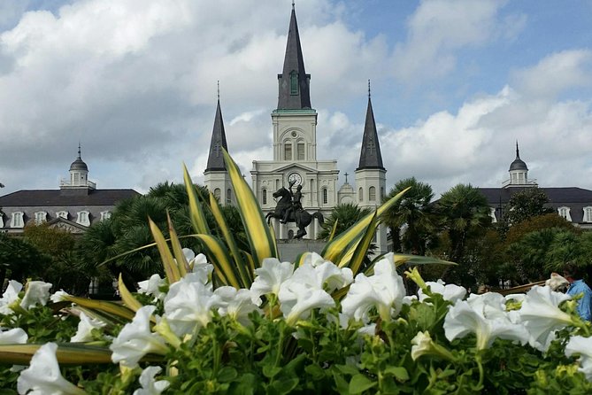 One Hour Saint Louis Cemetery Number One Walking Tour - Meeting Information