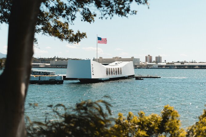 Pearl Harbor Tour Review: A Memorable Experience - Visitor Experience