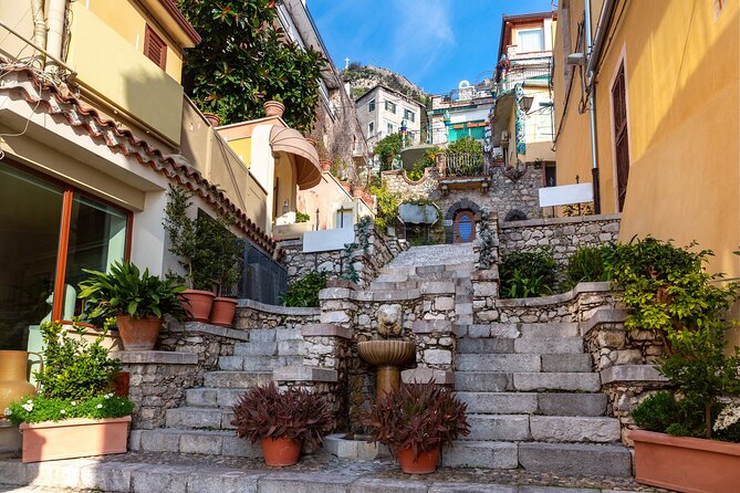 Photo Tour With Professional Private and Guided in Taormina - Participation and Accessibility