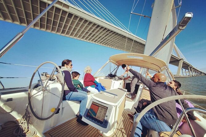 Private Afternoon Sailing/Dolphin & History Tours on Mystique - Tour Experience
