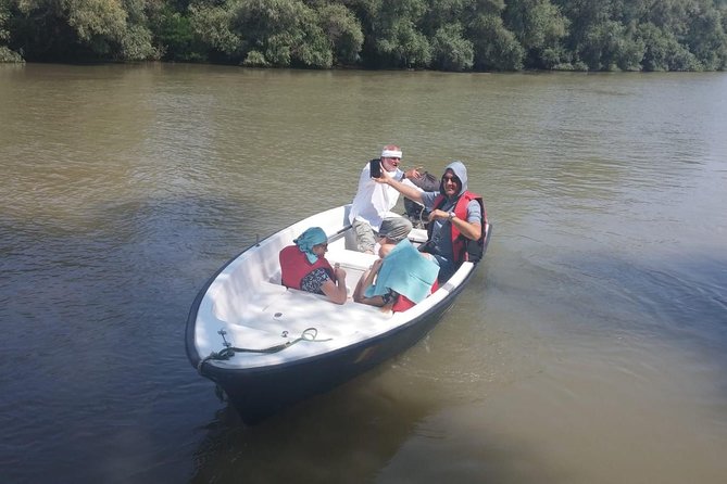 **Private Group Escapes: Exclusive Danube Delta Tours** - Accessibility Options
