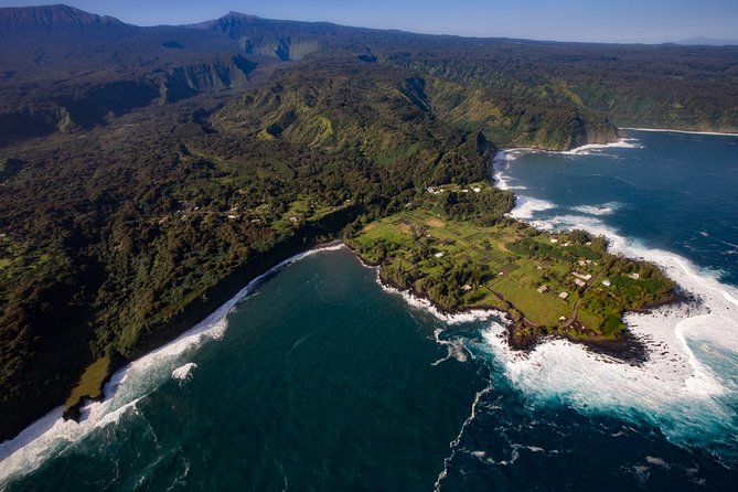 Private Helicopter Excursion of Maui Nui With Landing From Lanai - Participation Guidelines