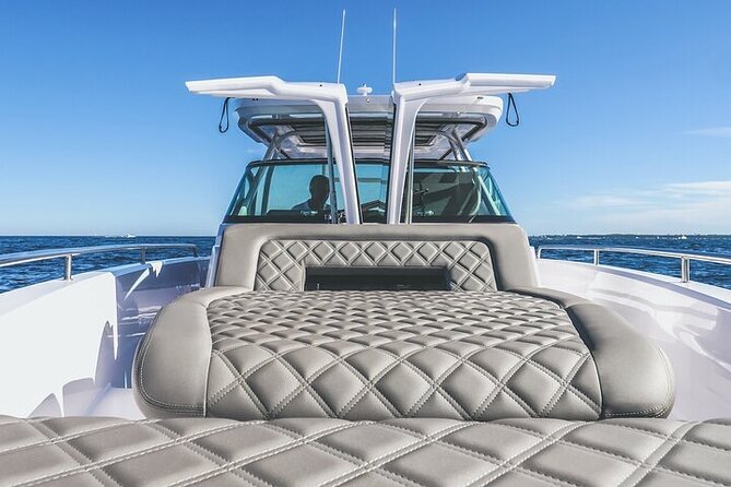 Private Luxury Boat Tour From Paros to Schinoussa and Iraklia - Participation Details