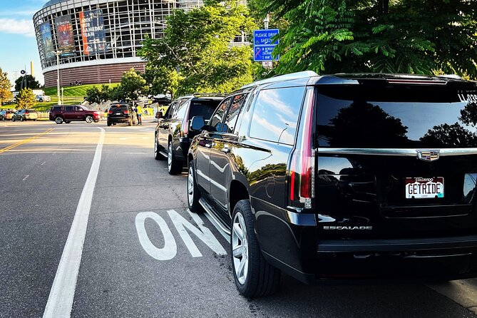 Private Luxury Transportation Review: Denver Airport Transfer - Comparing Options