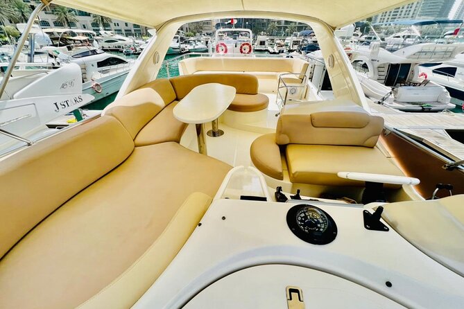 Private Luxury Yacht Tour From Dubai Marina - Inclusions and Amenities