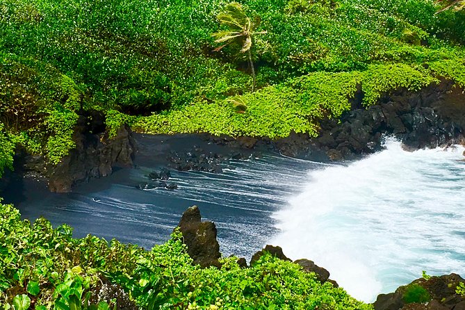 Private Road to Hana Tour - Included Amenities and Offerings