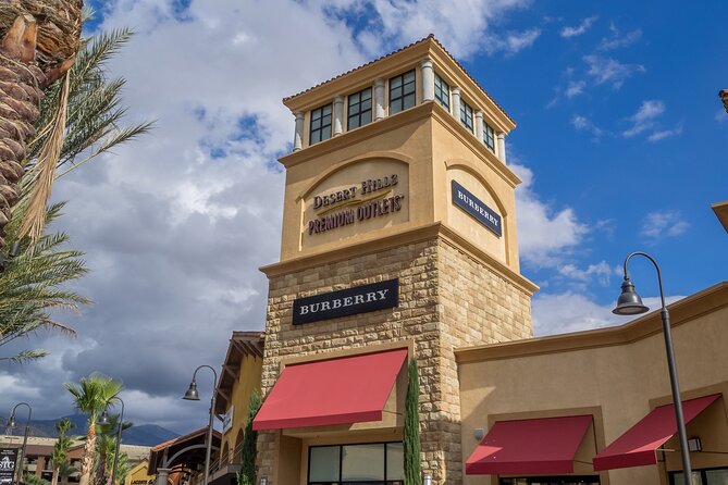 Private Shopping Tour From Palm Springs to Desert Hills Outlets - Dining Options During the Tour