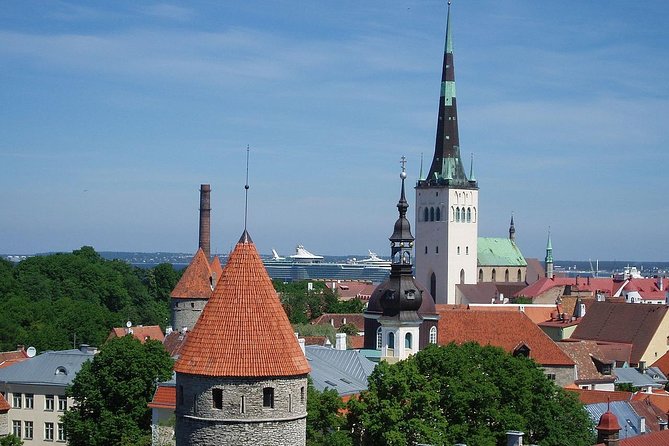 Private Shore Excursion: Walking Tour of Tallinns Old Town - Inclusions and Exclusions