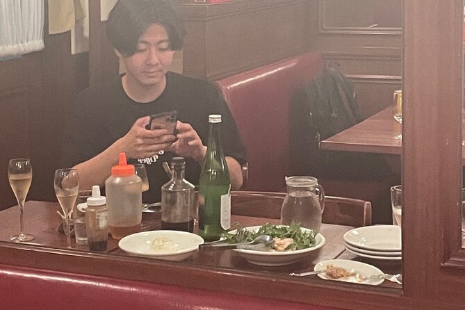 Private Smartphone Photography in Osaka - Accessibility and Participation