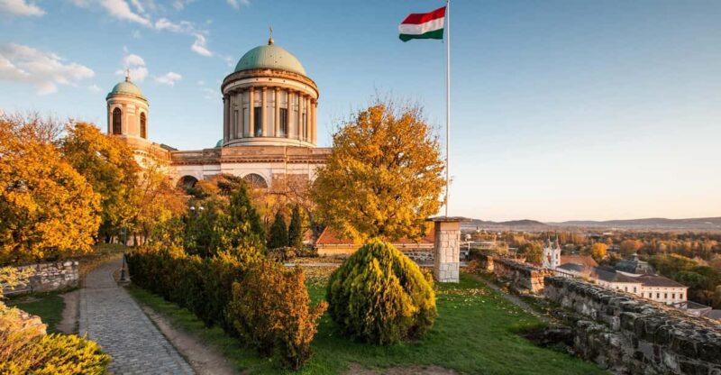 Private Tour: Budapest to Szentendre, Visegrád & Esztergom - Szentendre Exploration