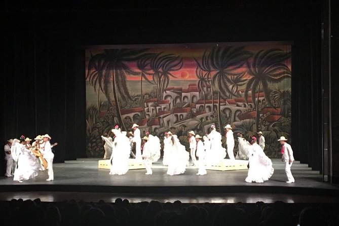 Private Tour: Folkloric Ballet in Mexico City - Accessibility Features