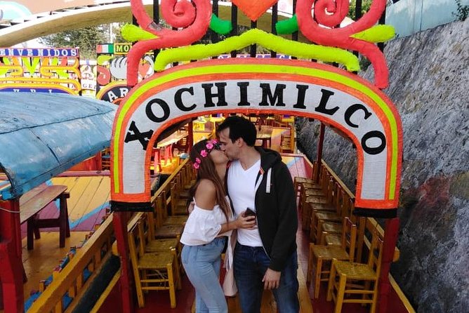 Private Tour: Teotihuacan & Xochimilco in One Day - Itinerary Breakdown