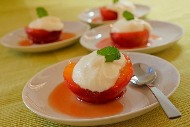 Private Tour- Walking Dinner Tour With Dessert Course in Dresden Neustadt - Accessibility and Inclusions