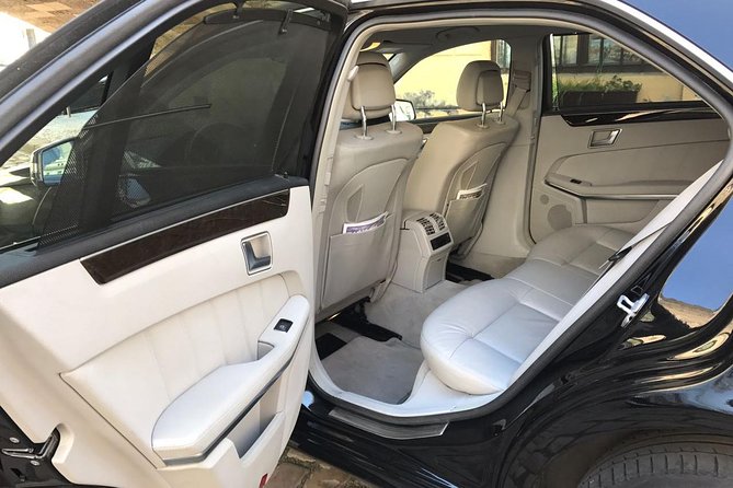 Private Transfer From Prague Hotel to Prague Airport - Booking Process