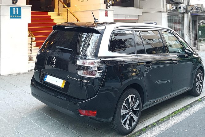 Private Transfer Santiago Compostela to Lisbon - Operational Hours
