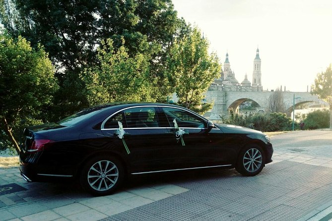 Private Transfers Airport-Hotel Zaragoza. - Pickup and Drop-off