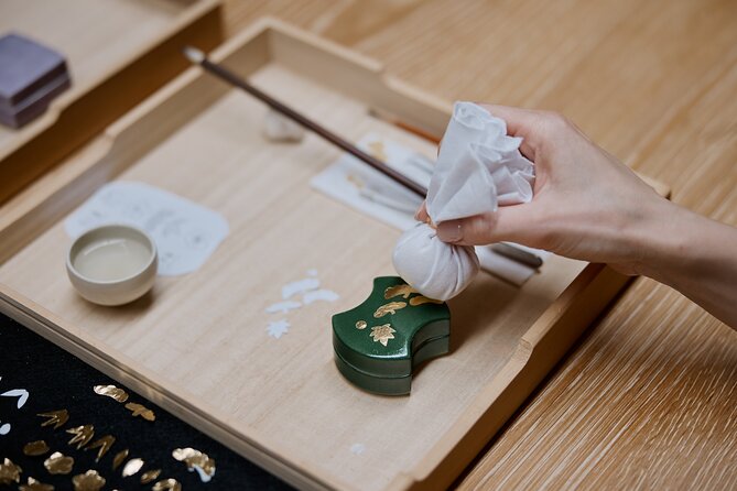 Private Work With Goldleaf at Kinzangama Kiln - Visiting the Studio and Gallery