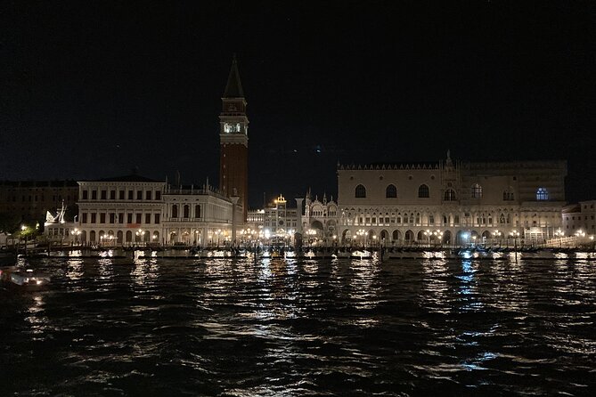 Punta Sabbioni - Venice at Sunset: Boat Tour With Aperitif - Explore Venice Landmarks