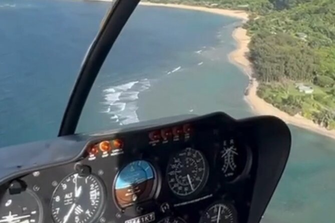 R44 Private Tour of Kauai Review - Pilot Silas and the Friendly Staff