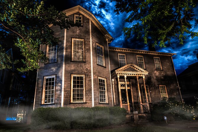 Raleigh Ghosts and Ghouls Hauntings Tour - Cancellation Policy and Accessibility