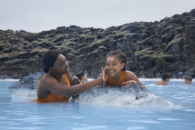 Reykjavik/Keflavik: Blue Lagoon Private Transfer - Accessibility Features