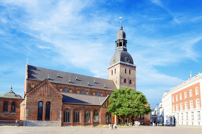Riga Highlights and Art Nouveau Museum Private Tour - Tourist-Class Vehicle