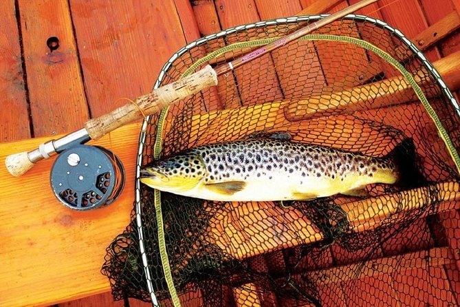 River Fishing for Wild Trout. Connemara. French Speaking Ghillie - Location Details