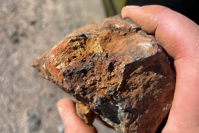 Rockhounding in Bisbee - Unearthing Rare Minerals and Gemstones