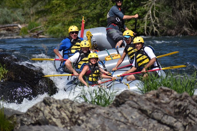 Rogue Valley Rapid Run - The Whitewater Experience