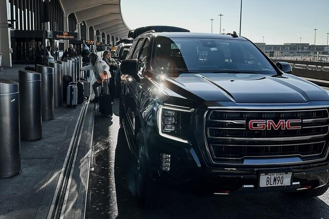Round Trip Luxury VIP Car Service JFK, LGA, EWR All Fees Included - Arrival Transfer Process