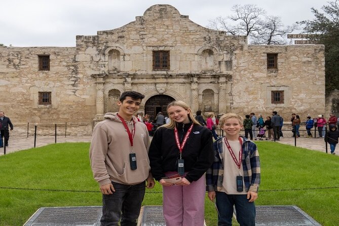 San Antonio Small Group Walking Tour With Riverwalk Boat Cruise - The Alamo Exploration