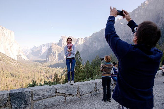San Francisco: Yosemite National Park and Giant Sequoia Day Tour - Marveling at the Bridalveil Fall