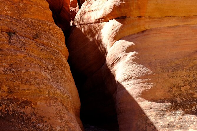 Sand Boarding and Peek-A-Boo Slot Canyon UTV Adventure - Getting to the Meeting Point