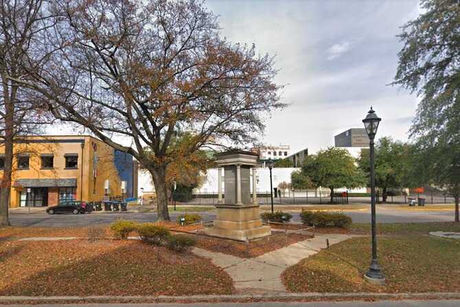 Self-Guided Augusta Scavenger Hunt: Augusta Beyond The Green - Capturing Memorable Moments