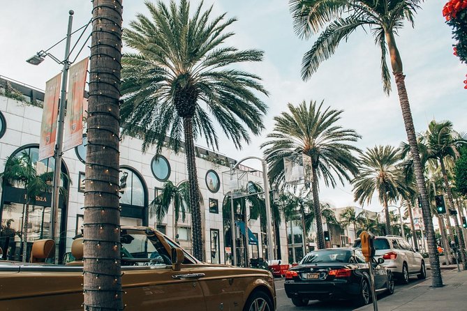 Self-Guided Tour of Rodeo Drive Beverly Hills With Fun Facts and Best Photo Ops - Fun Facts About Beverly Hills