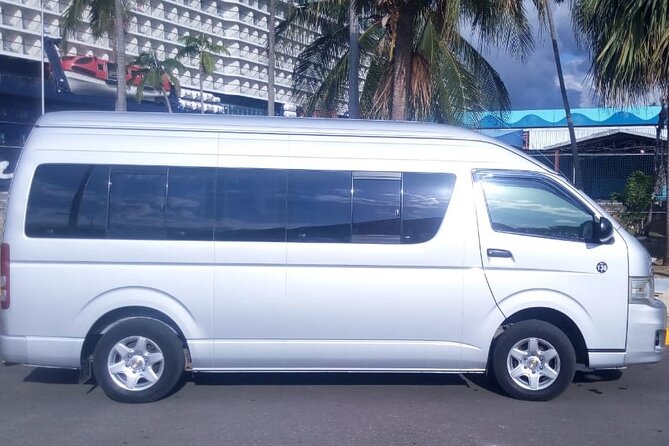 Shared Shuttle Transfer to Montego Bay Airport - Airport Arrival Recommendations