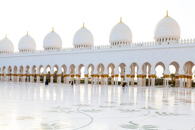 Sheikh Zayed Grand Mosque Tour From Dubai - Traveler Experiences