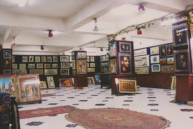 Shopping Private Tour to Papyrus Perfume Bazaars Cotton - Unique Shopping Experience