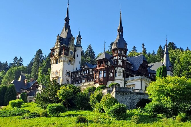 Sinaia Full Day Tour From Bucharest - Itinerary Highlights