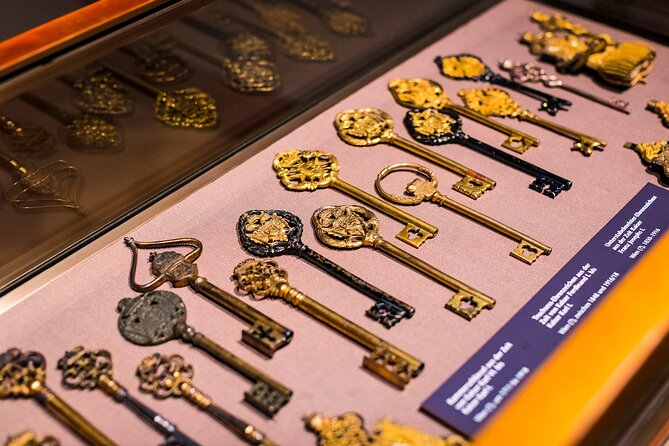 Skip-the-line Imperial Treasury Vienna Private Guided Tour - Tour Details